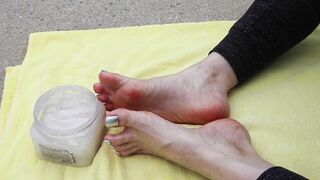 ASMR Solo Female Sexy Feet Toes Soles Scrub By Pool Outside Sounds