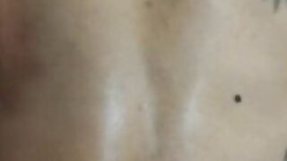 ???? Novio de mi amiga me tiene sudada y complacida