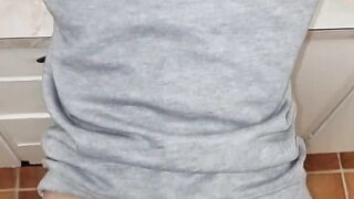 Fucking creaming teen in the kitchen