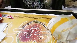 A good day to eat and to love teaser