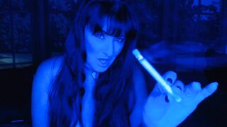 Flashy Smoking Goddess