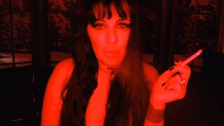 Flashy Smoking Goddess