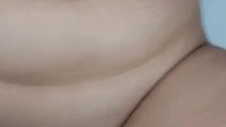 FACCIO SESSO CON LA MIA FIDANZATA CHE HA IL CICLO E SBORRO DENTRO LA SUA FIGA [DIALOGHI ITA].mp4