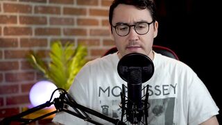 Cute Nerd Reads to You ASMR Stephen Kings IT