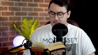 Cute Nerd Reads to You ASMR Stephen Kings IT