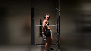18yo Gym Virgin Pussy Gape TikTok Live Leak